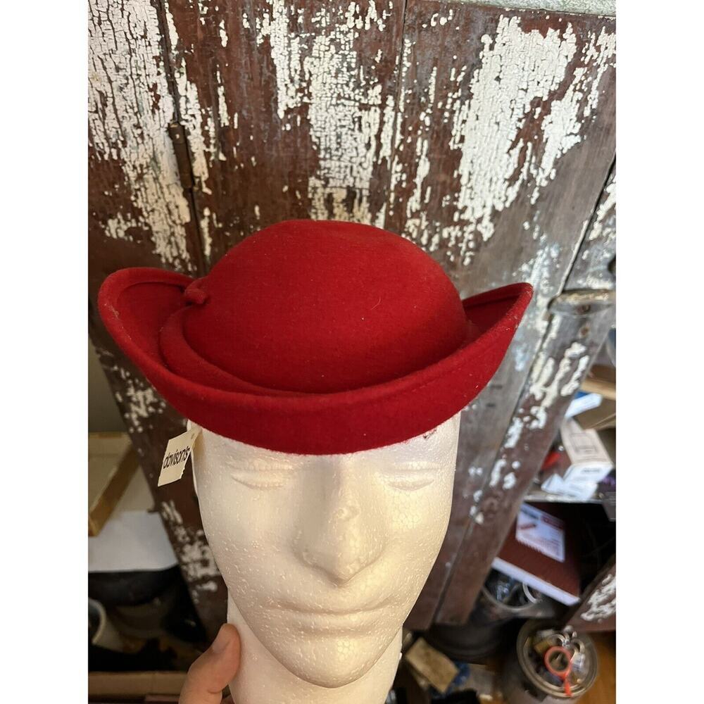 Vintage - Importina 100 % Wool Hat Feather Red Black Nos New Tags Rare‎ Gypsy
